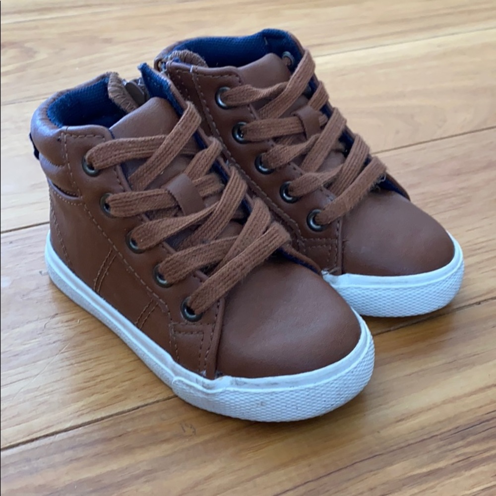 Cat & Jack size 6T shoes